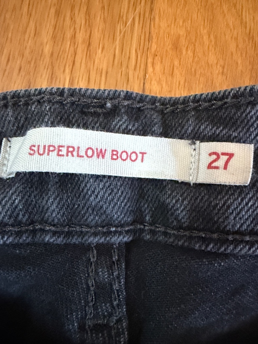 Levi’s Black Jeans 27 Gray Superlow Boot Cut Strauss stretch red tab W27 x L32 4 - Picture 5 of 15
